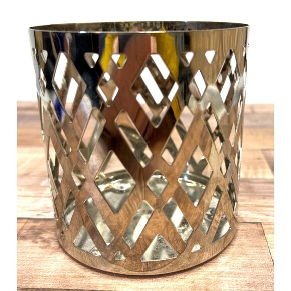 Yankee Candle Silver Lattice Metal Candle Holder 4.5" Height Geometric Design - Picture 1 of 3